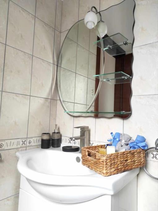 Andros, Beauty And Luxury - Private Pool 別墅 *