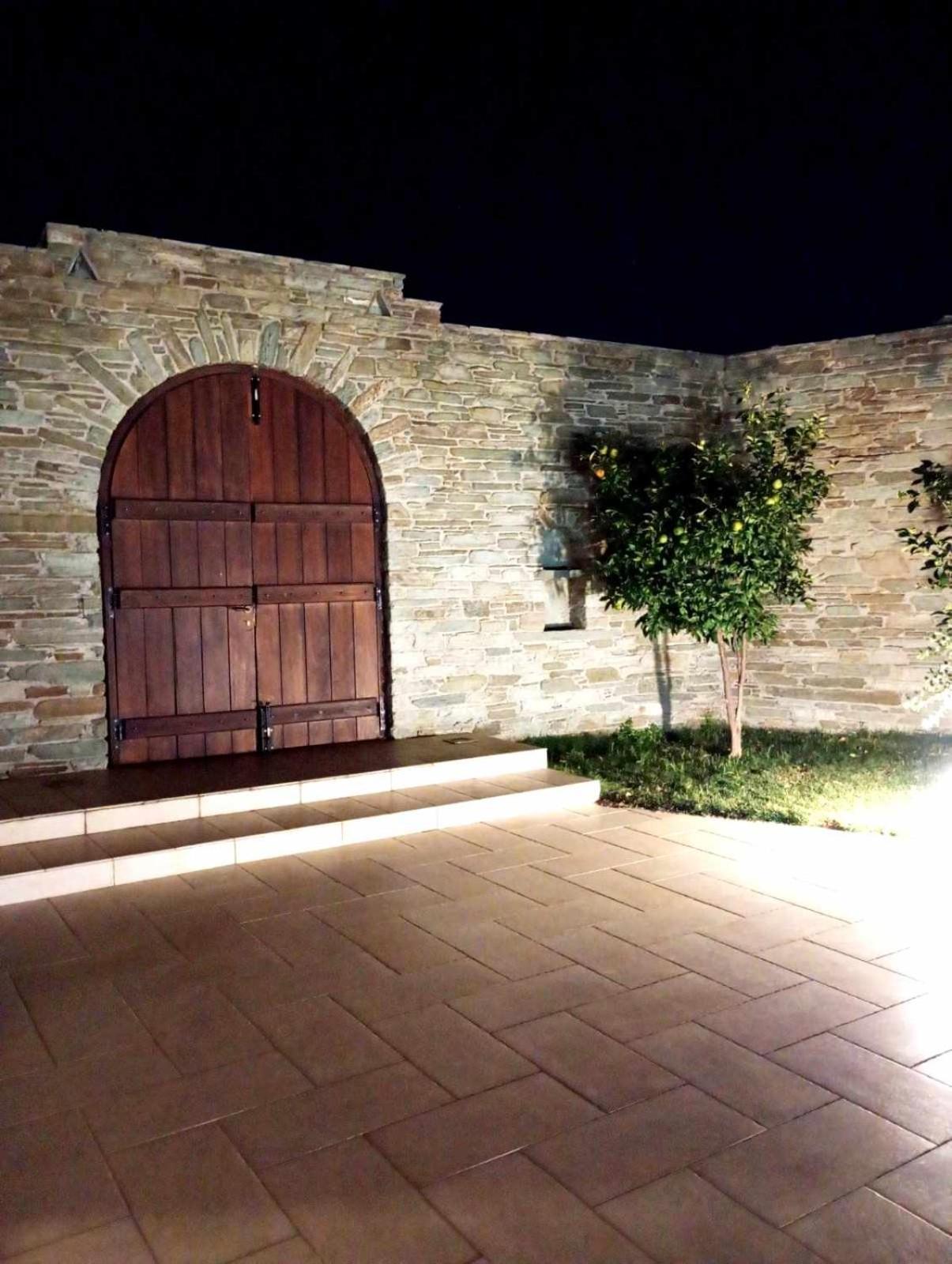 Andros, Beauty And Luxury - Private Pool 別墅 *